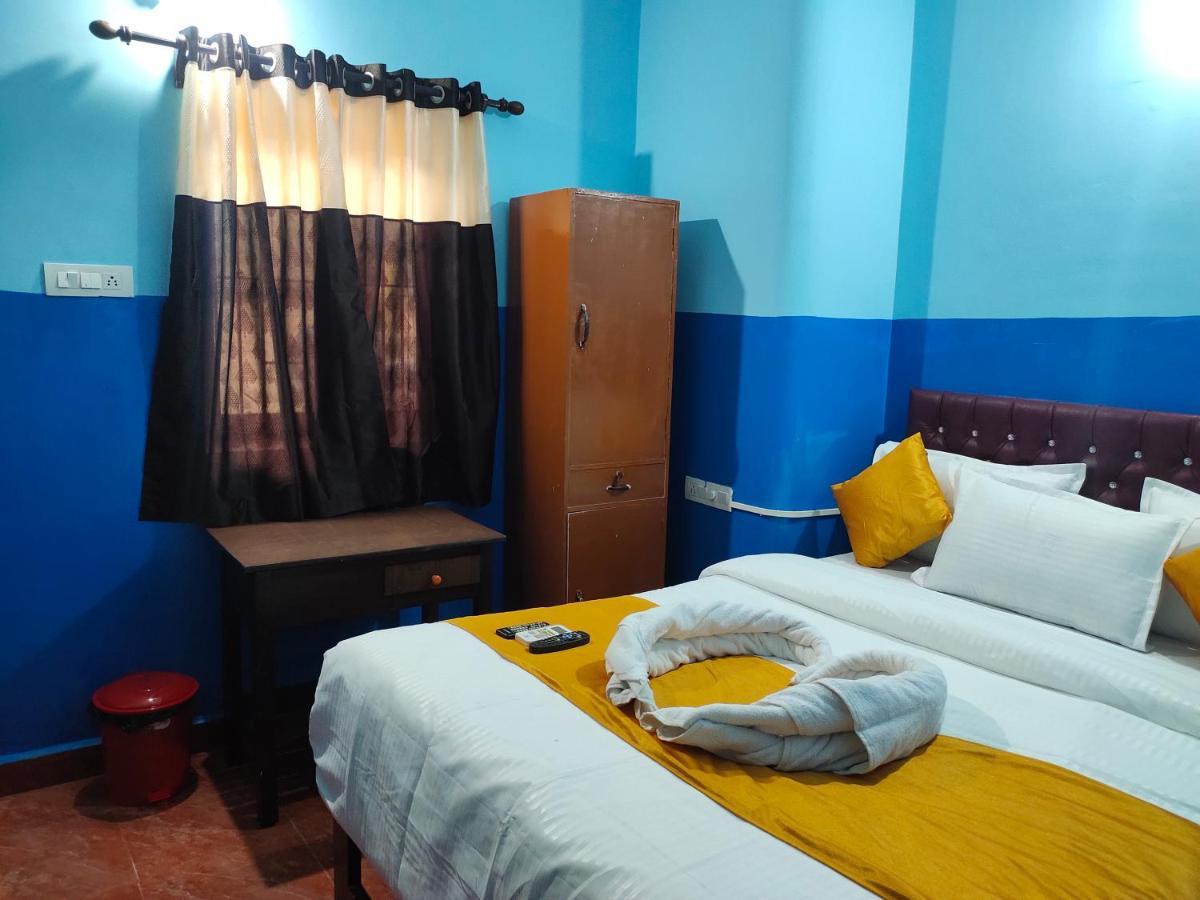 Om Baga Residency Hotel Exterior foto
