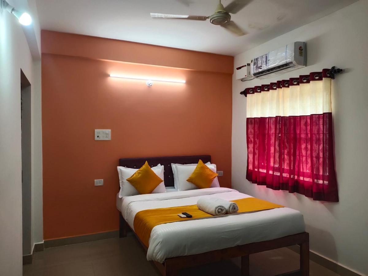 Om Baga Residency Hotel Exterior foto